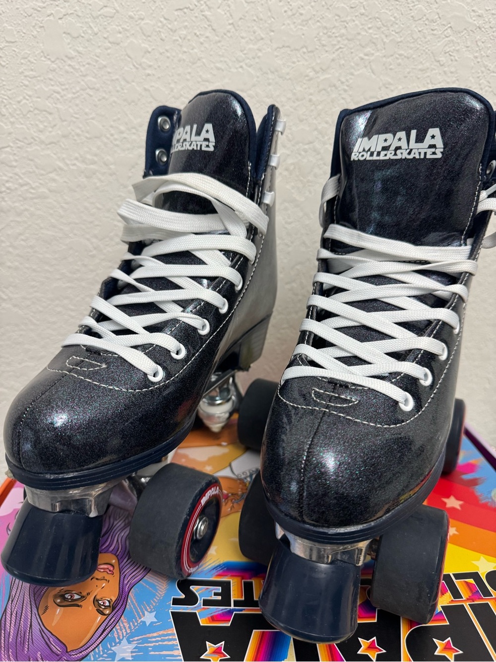 Impala Sidewalk Quad Roller Skates, Midnight sparkle size 6 with bonus pads
